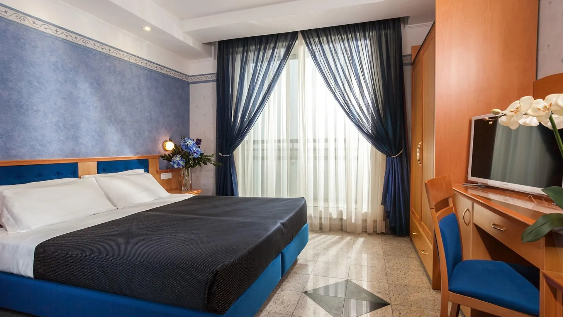 Hotel Feldberg Riccione Italy